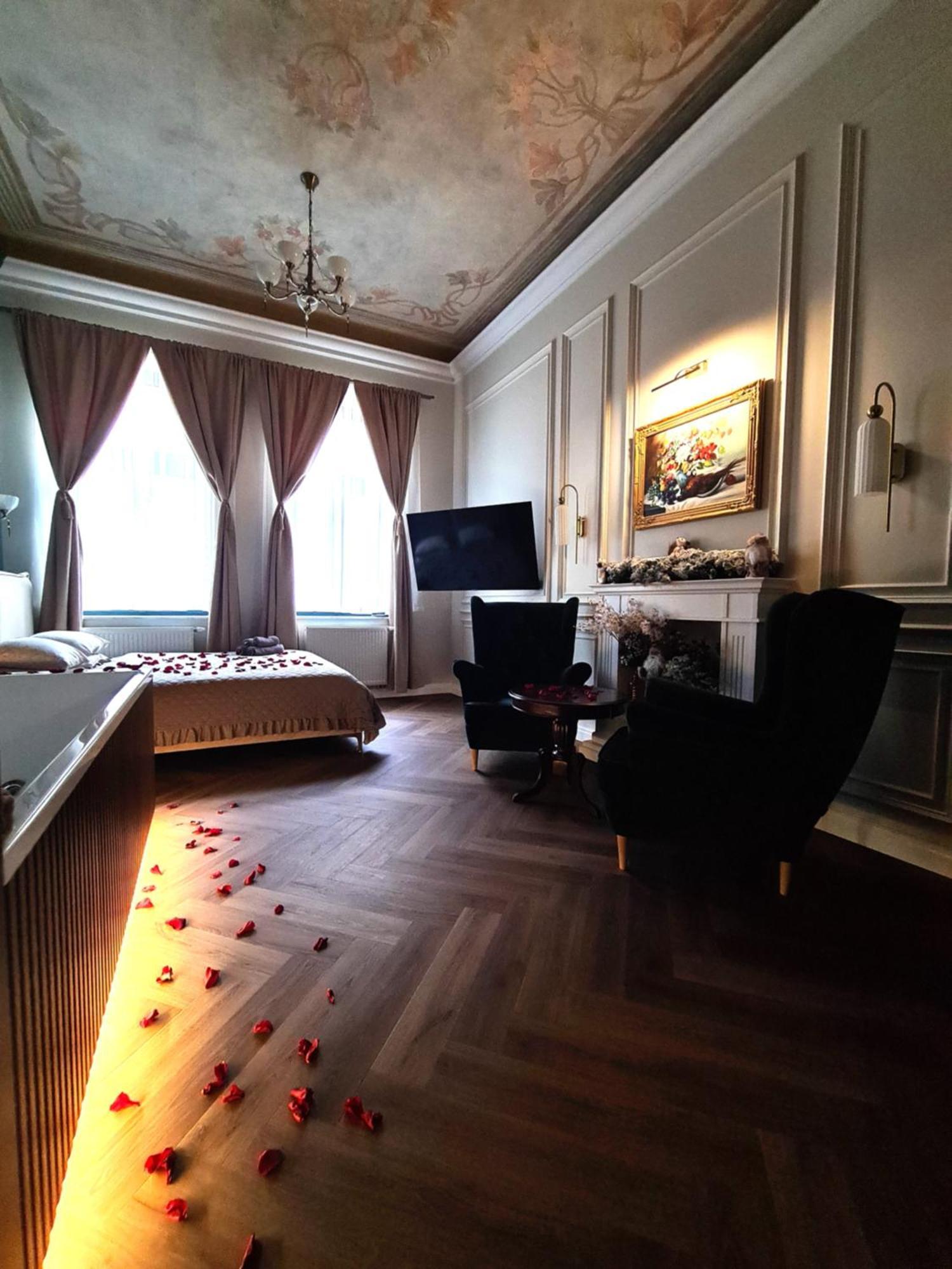 Ferienwohnung Art Jacuzzi Koletek Krakau Exterior foto